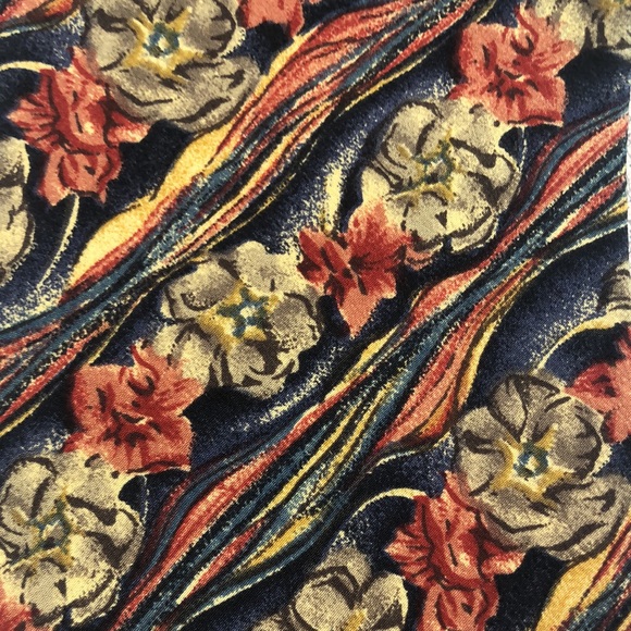 Lot of 3 Artsy Silk Neck Tie  Museums Metropolitan and Philadelphia Unique MFA - Picture 4 of 10